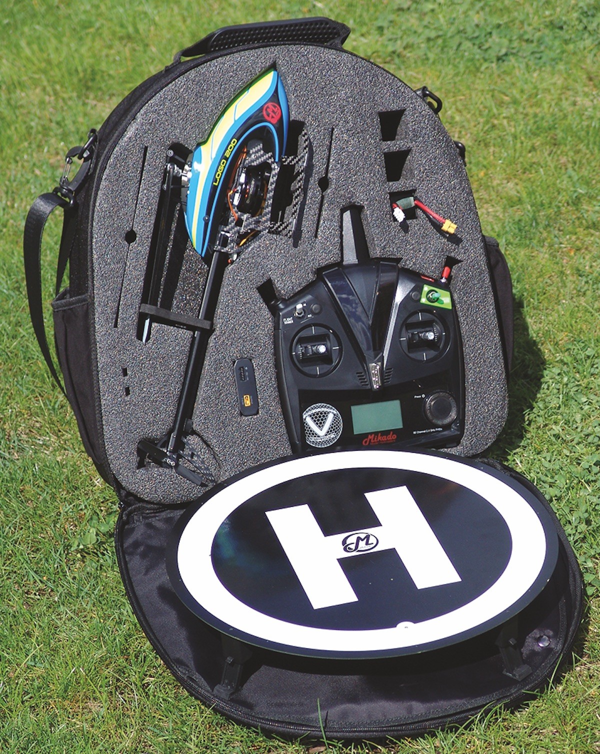 LOGO 200 Flight Trainer with bag